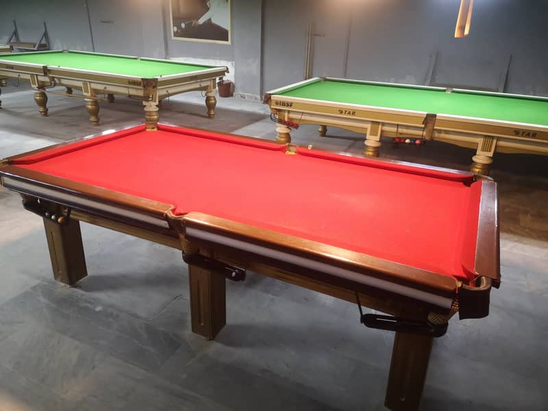 5 Snooker Tables & 1 Pool Table 6