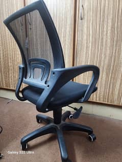 urgent sell chair+desk