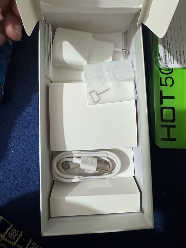 INFINIX HOT 50i 6gb 128gb - BOX OPEN 3