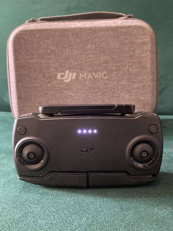 DJI Mavic MiNi Combo 1