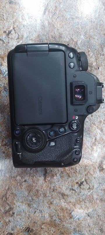 canon 6d mark ii body 4