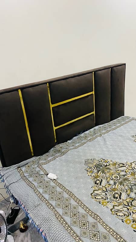 Bed / King Size Bed / Poshish Bed for Sale with Mattress 1