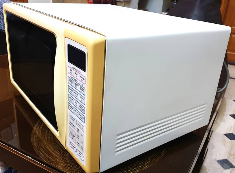 National Microwave Oven Made in Japan 42 litre Best Condition 5