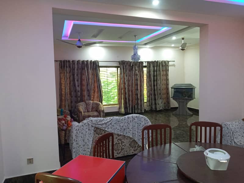 10 Marla Double Storey House For Rent In Central Park 7