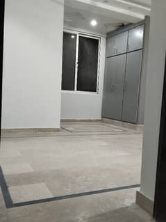 Ghauri Town Phase 4 C1 700 Square Feet Flat Up For Rent