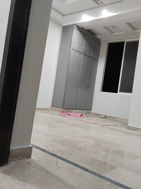 Ghauri Town Phase 4 C1 700 Square Feet Flat Up For Rent 8