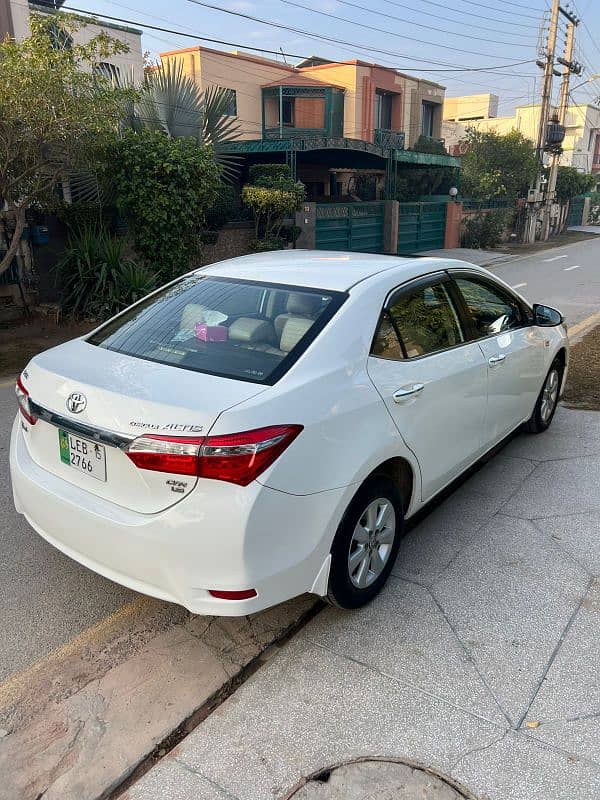 Toyota Altis Grande 2015 3