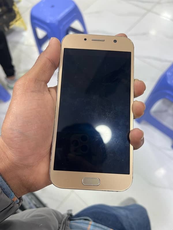 samsung A720F For sale 0