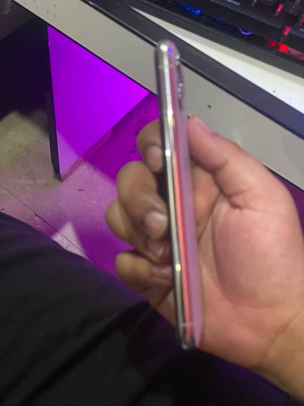 iPhone 11 pro PTA APPROVED 4