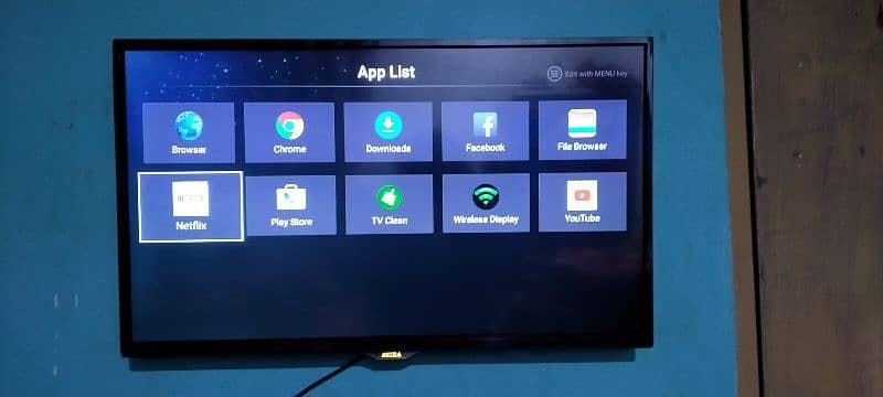 akira smart led tv 32 inch 1