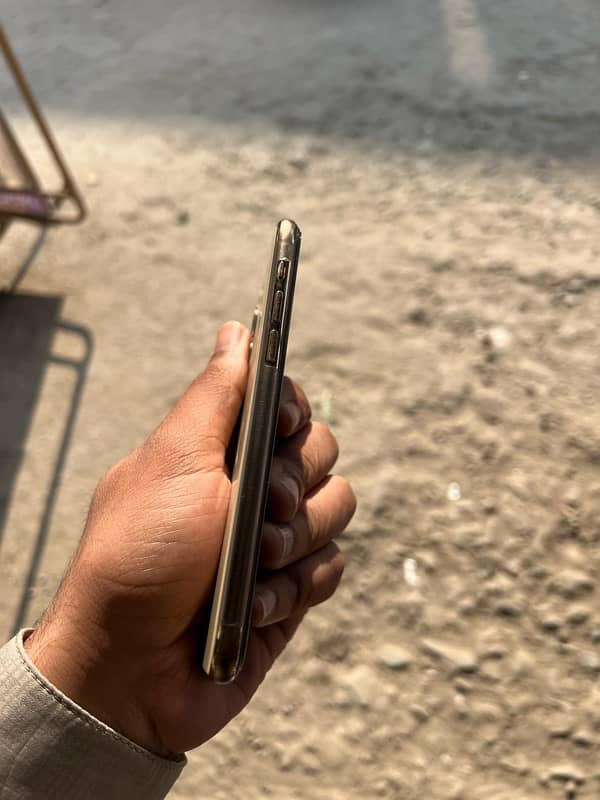 iphone 11 pro PTA 2