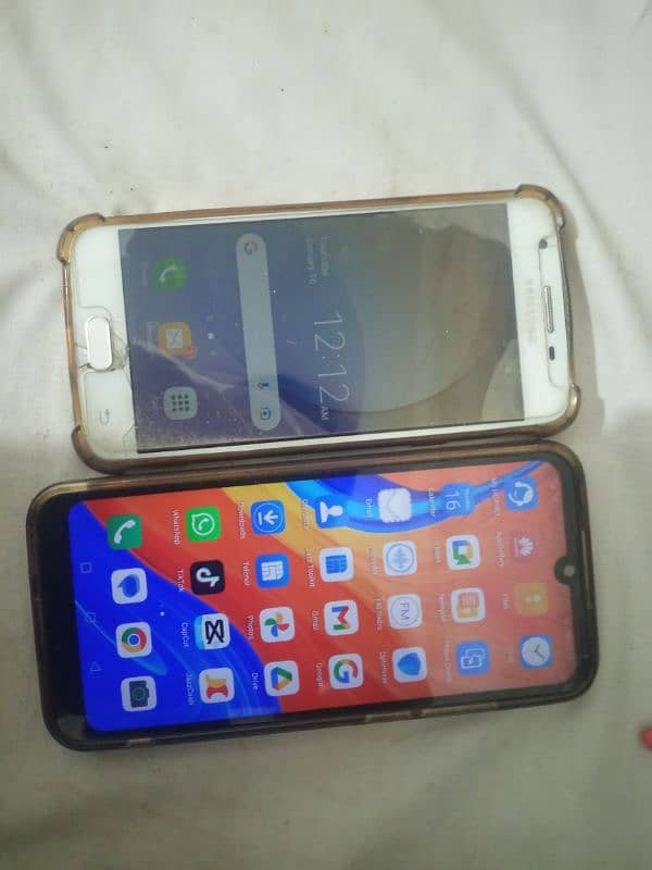 Samsung + Huwawi phone 1