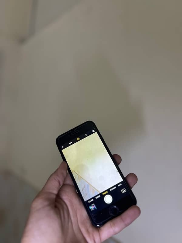 IPHONE 7 128GB PTA APPROVED URGENT SELL 4