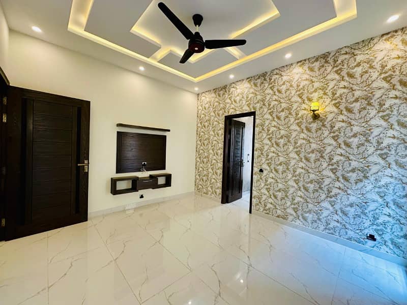 10 Marla Brand New House Opposite Dha Phase 5 5