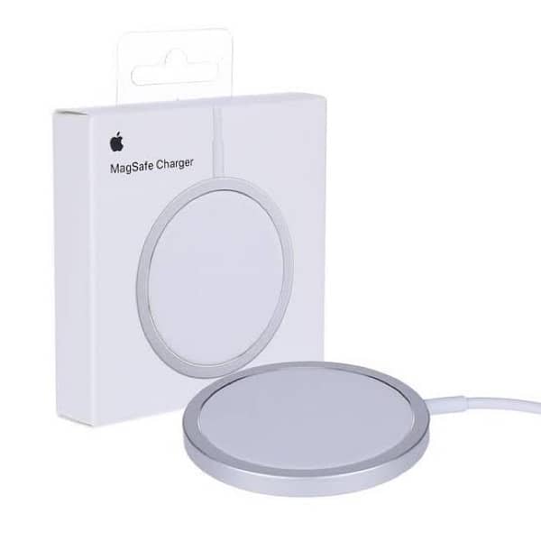 Apple Magsafe Wireless charger 1