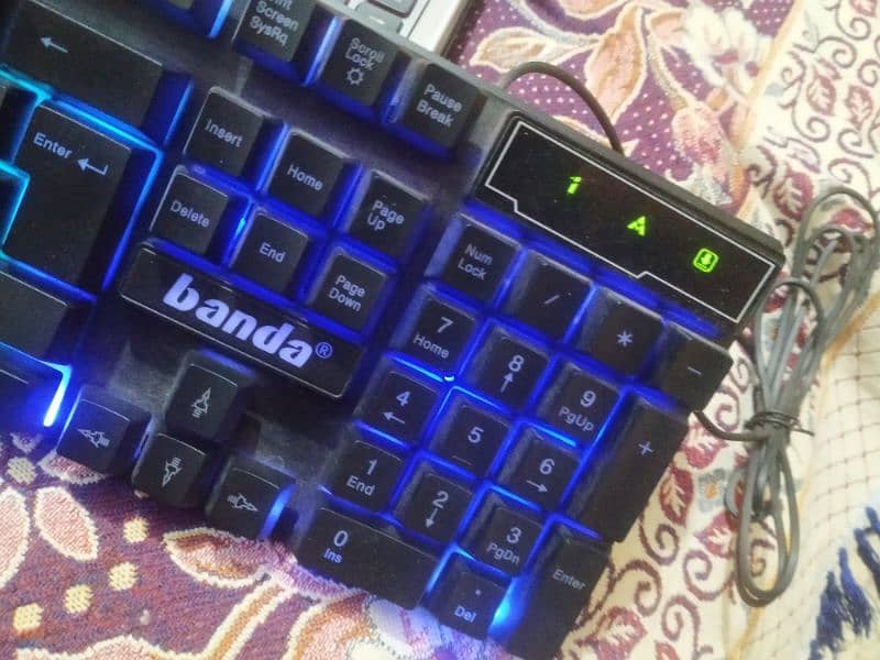 Banda keyboard 10/10 Condition Urgent Sale 1