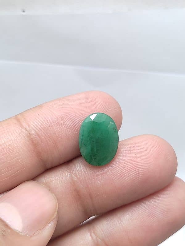 Natural Emerald Stone 12