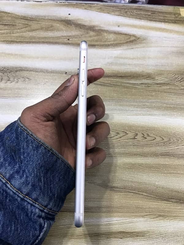 iPhone 6 Plus Non Pta 64 GB Contact 03473414218 - 03111814668 3