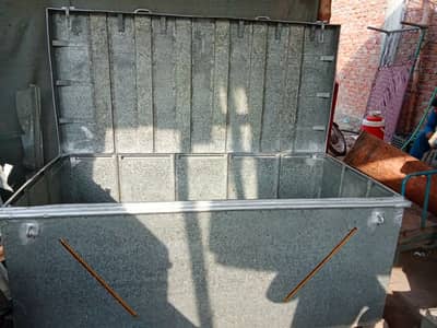 5foot Paiti Trunk available for sale in very Less Rates