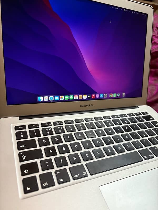 MacBook Air 2015 13” fresh imported. 8