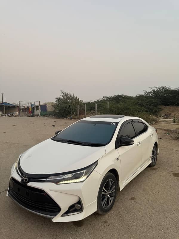 Toyota Altis Grande 2018 1