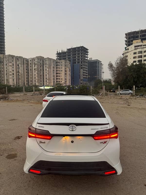 Toyota Altis Grande 2018 3