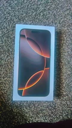 iPhone 16 pro Max 256GB desert titanium