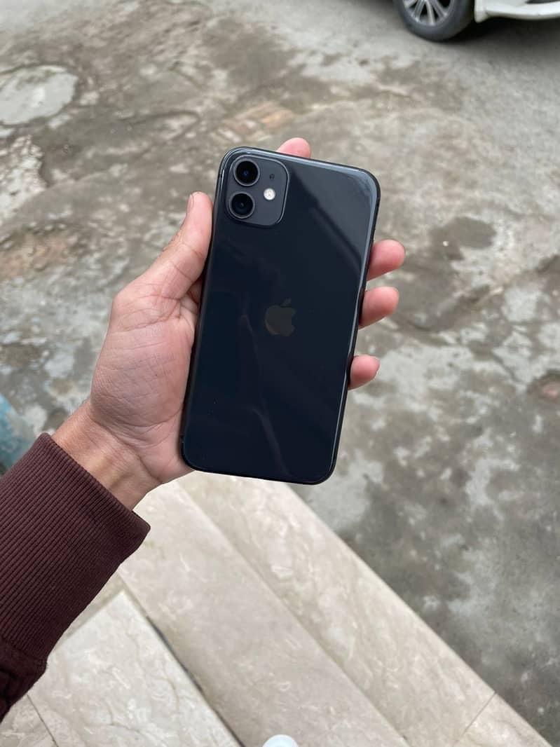 Apple iPhone 11 0