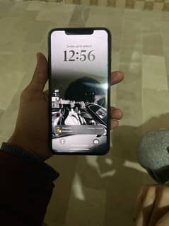 iphone11prmax /512gb BH79