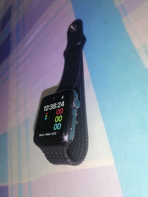 Apple watch series 3,42mm, Exchange with Good Phone available 1