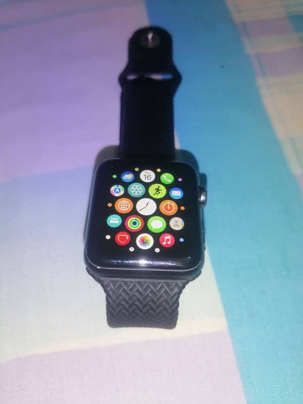 Apple watch series 3,42mm, Exchange with Good Phone available 2