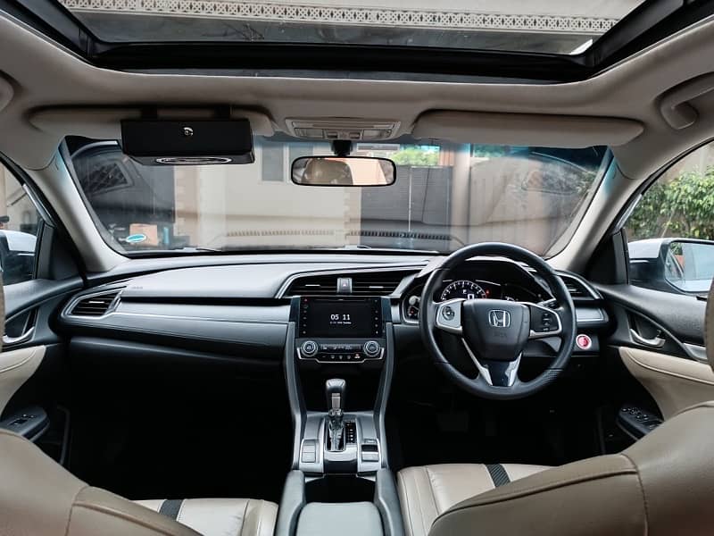 Honda Civic Oriel 2019 Automatic 3