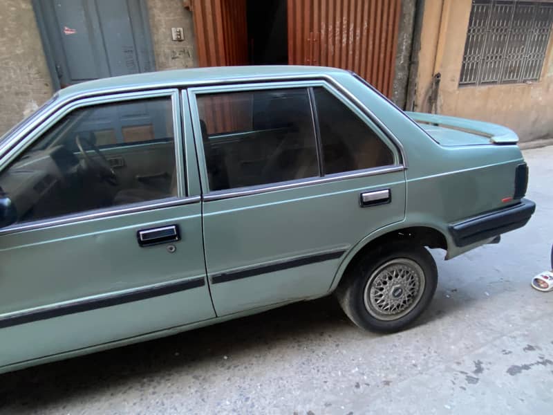 Nissan Sunny 1986 6