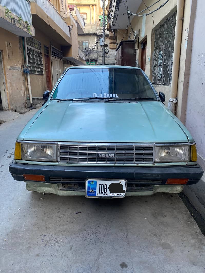 Nissan Sunny 1986 8