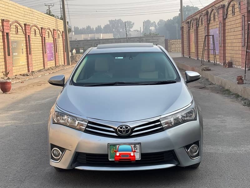 Toyota Altis Grande 2015 4