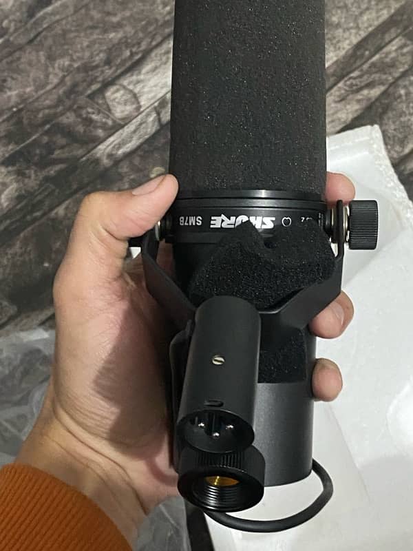 Brand New Mic Shure Sm7b 2