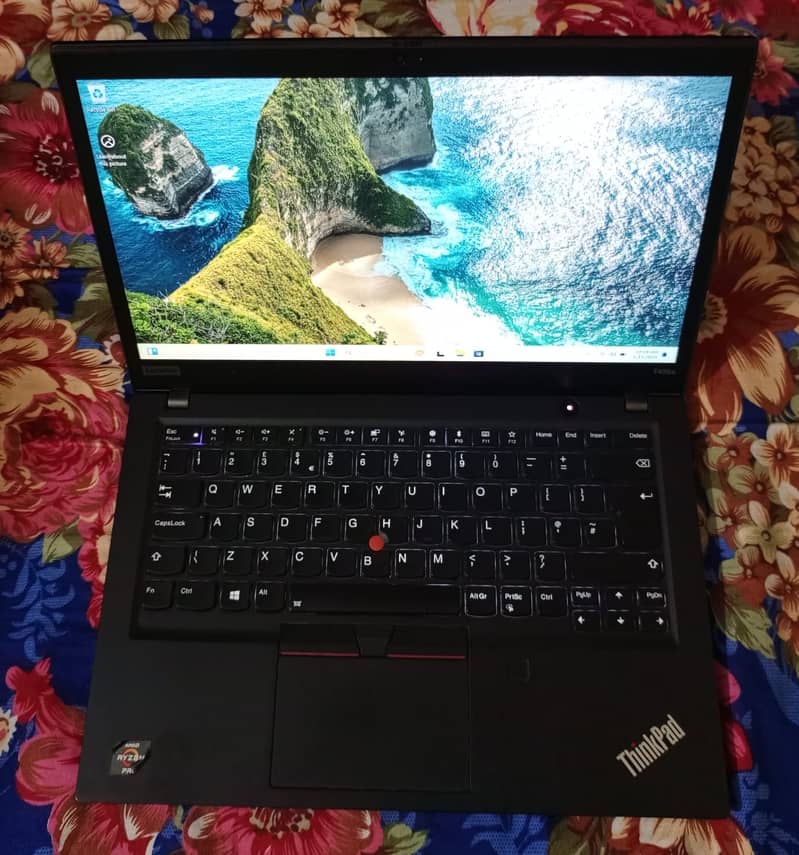 Lenovo Ryzen 5=Core i7 10th GEN 8GB DDR4 RAM 256GB NVMe 14"3840x2160p 4