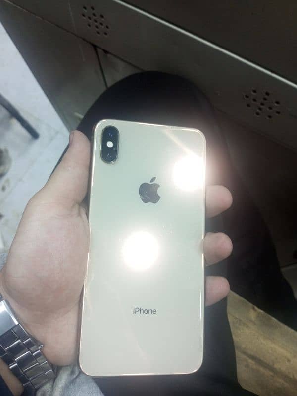 Iphone XS Max Gold 1