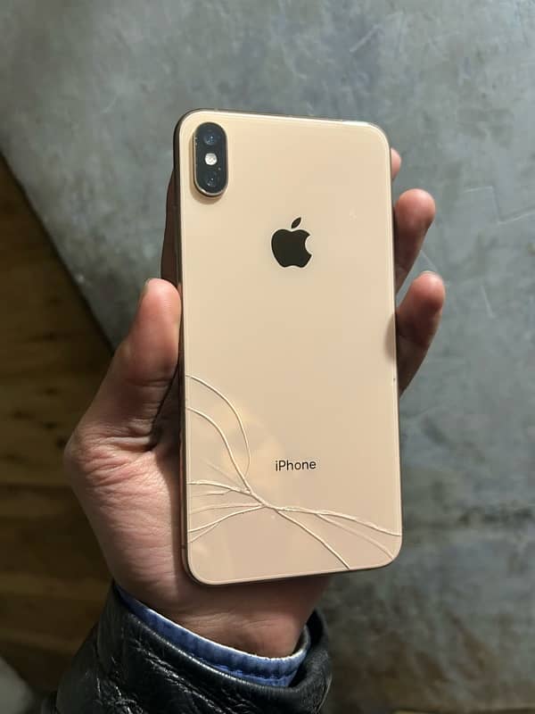 iPhone XS max factory unlocked 256gb camera issue 4