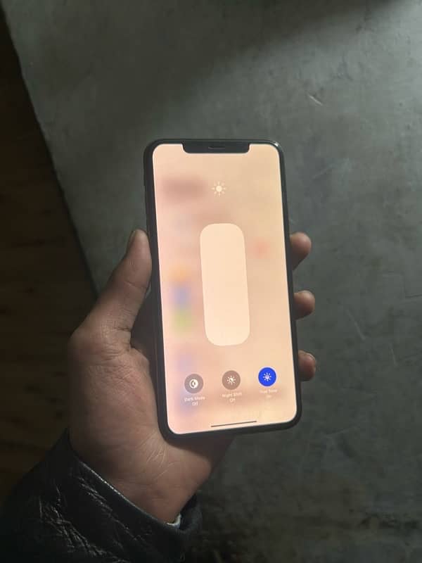 iPhone XS max factory unlocked 256gb camera issue 8