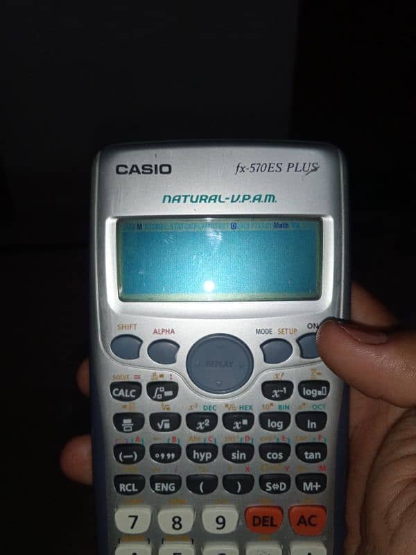 Calculator Casio FX-570ES PLUS 1