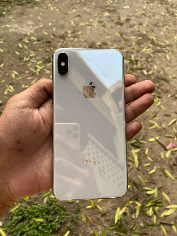 Iphone Xs Max 64Gb PTA Approved 5