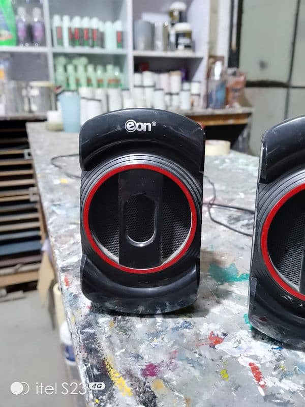 EON 2001 speakers 2.1 3