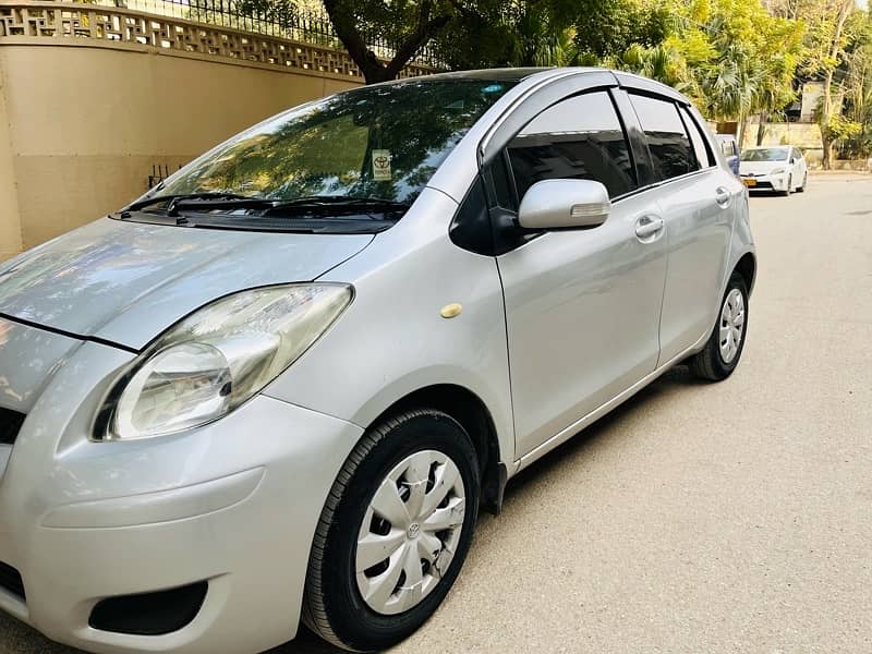 Toyota VITZ (F) 2009/2012 996cc 3