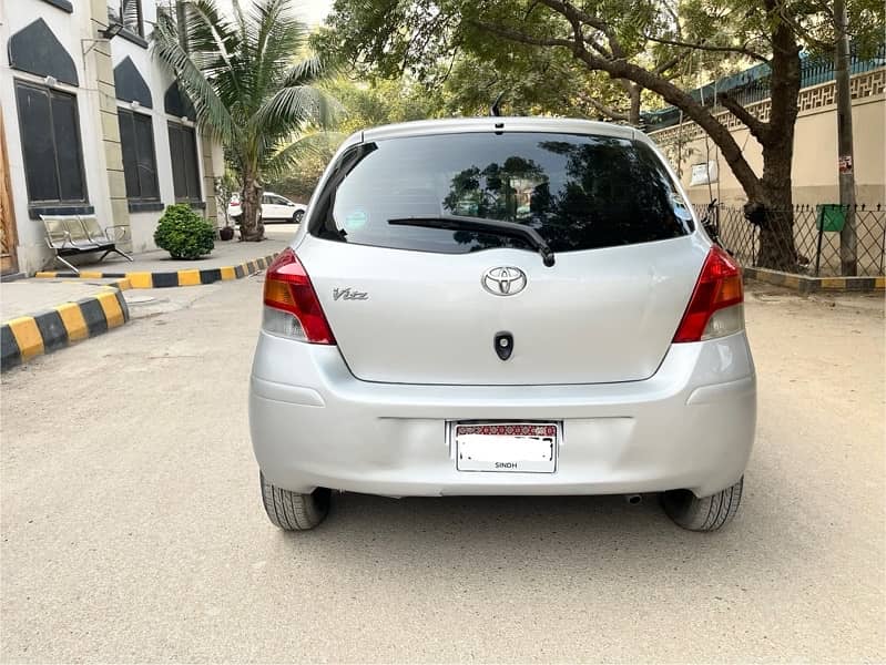 Toyota VITZ (F) 2009/2012 996cc 6