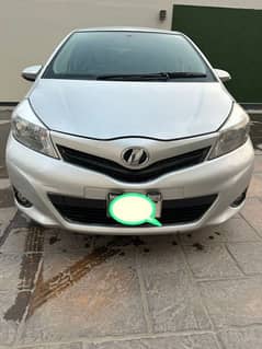 Toyota Vitz 2011