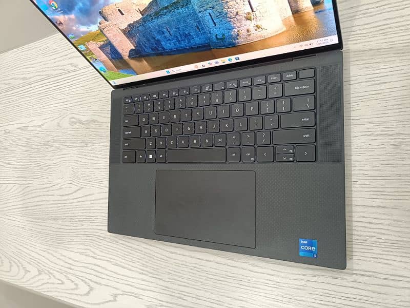 Dell Xps 15 9530 core i7 13th gen i7-13700h 14 cores 4gb gpu 4k touch 6