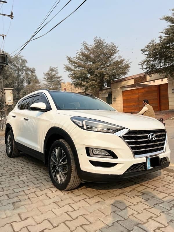 Hyundai Tucson 2022 FWD 1