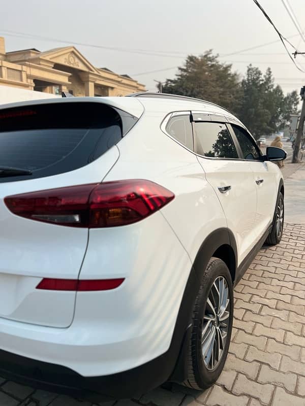 Hyundai Tucson 2022 FWD 5