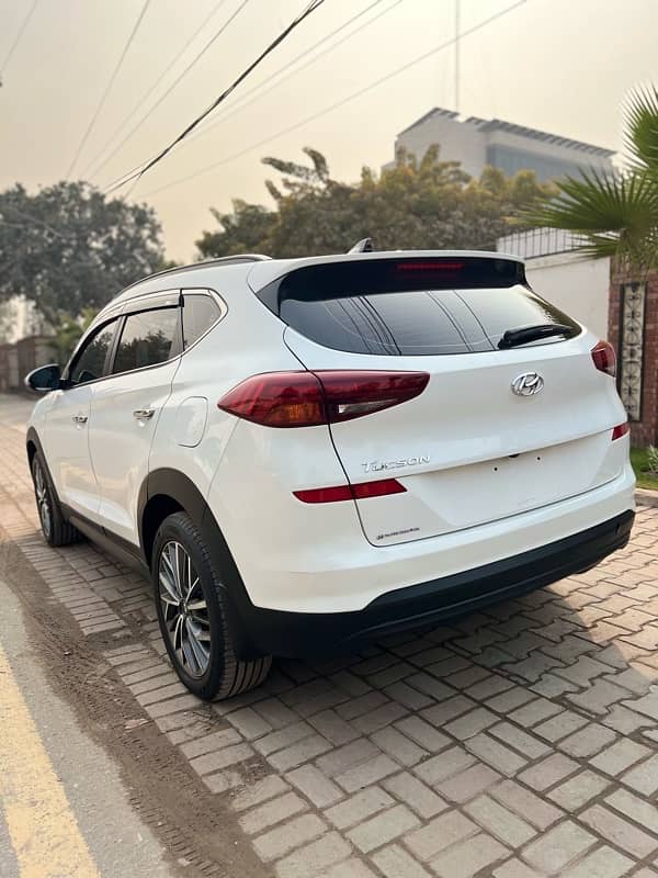 Hyundai Tucson 2022 FWD 6